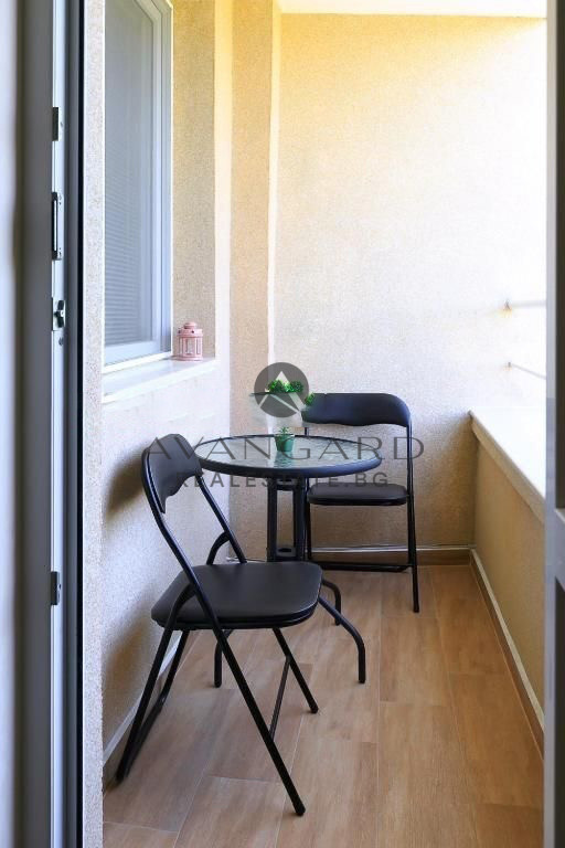 ОБЗАВЕДЕН ЕДНОСТАЕН АПАРТАМЕНТ ДО УХТ!