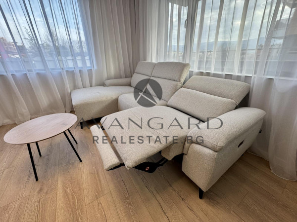 Луксозен двустаен Остромила