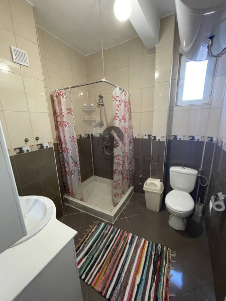 Тристаен до ТРИМОНЦИУМ