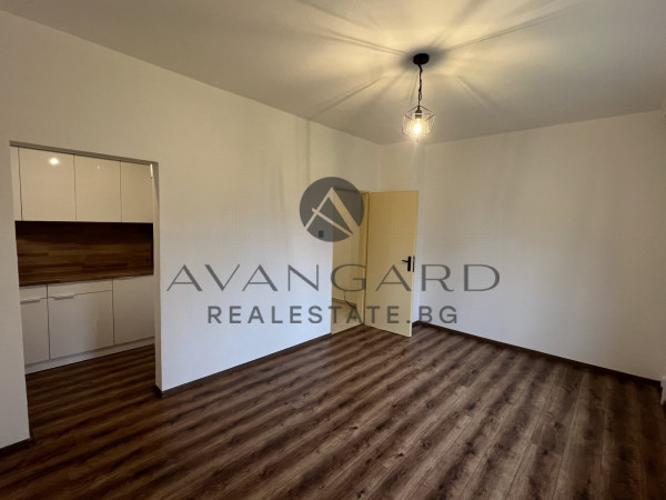 THREE-ROOM apartment with REAL SQUARE AREA / Rodopi Bus Station