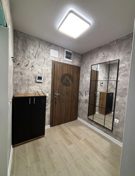 ЛУКСОЗЕН ДВУСТАЕН !!! ХРИСТО СМИРНЕНСКИ !!! ГРЕБНАТА БАЗА !!!