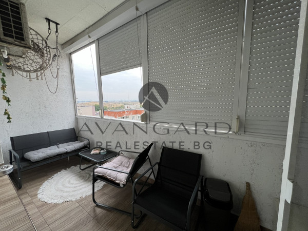 Two bedroom apartment up to 60-class!