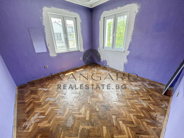 Двустаен БЕЛИТЕ БРЕЗИ