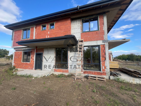 TWO TWIN HOUSES WITH ACT 14