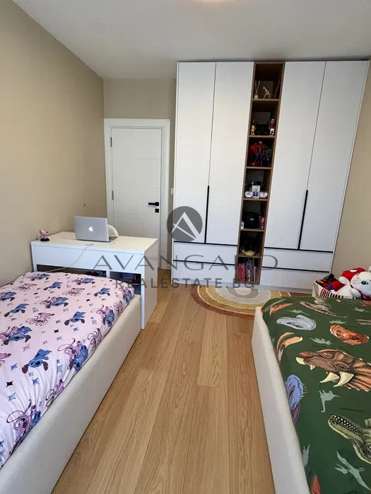 Furnished three-room apartment / Ostromila