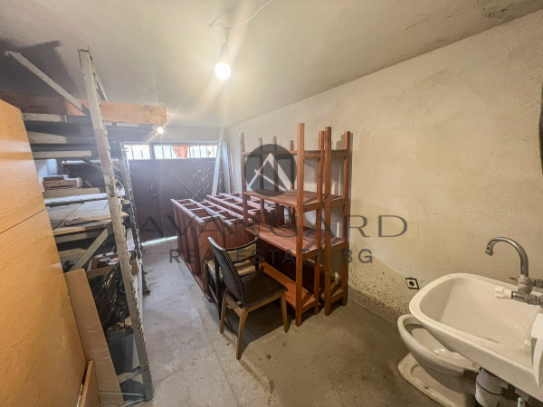 Furnished two bedroom with garage to novothel