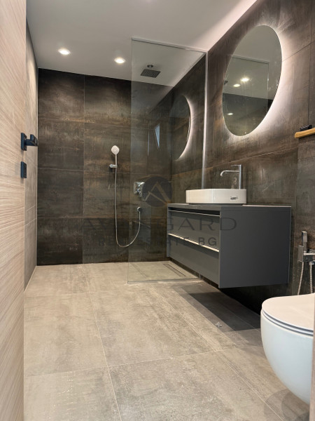 САМОСТОЯТЕЛНА КЪЩА С ДВОР! с. Брестник