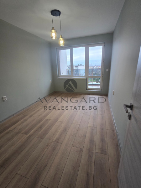 ДВУСТАЕН ДО КЛЮЧ! КЮЧУК ПАРИЖ!