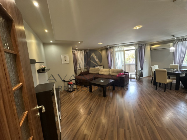 ТРИСТАЕН ОБЗАВЕДЕН С ВЪЗМОЖНОСТ ЗА ЗАКУПУВАНЕ НА ГАРАЖ/ У-ЩЕ Д. ТАЛЕВ