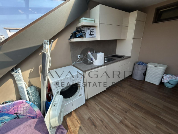 A wide two -bedroom fair