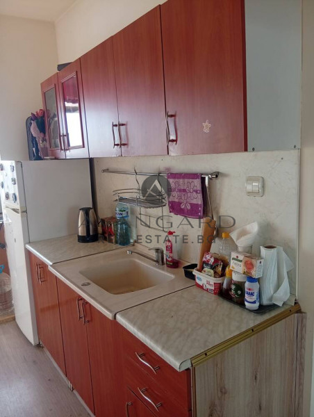 ДВУСТАЕН ОБЗАВЕДЕН АПАРТАМЕНТ! КОМАТЕВО!