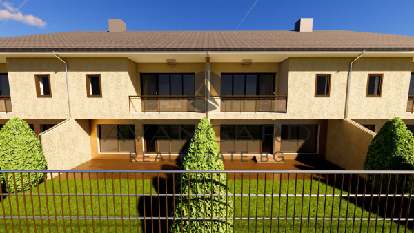 Еднофамилна къща  с ТРИ  паркоместа /  Белащица