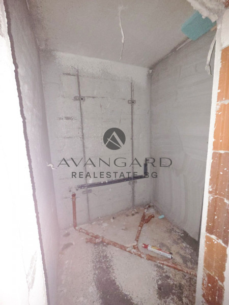 Двустаен пред АКТ 15 / Коматево