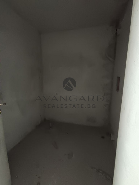 THREE-ROOM APARTMENT WITH GARAGE INCLUDED IN THE PRICE! / Marasha