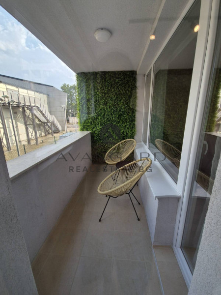 Spacious one -bedroom / new building / judge