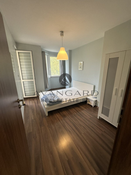 ТРИСТАЕН ОБЗАВЕДЕН С ВЪЗМОЖНОСТ ЗА ЗАКУПУВАНЕ НА ГАРАЖ/ У-ЩЕ Д. ТАЛЕВ