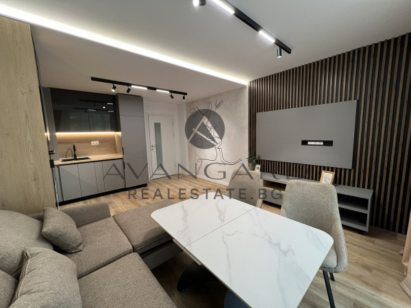 Designer one -bedroom apartment