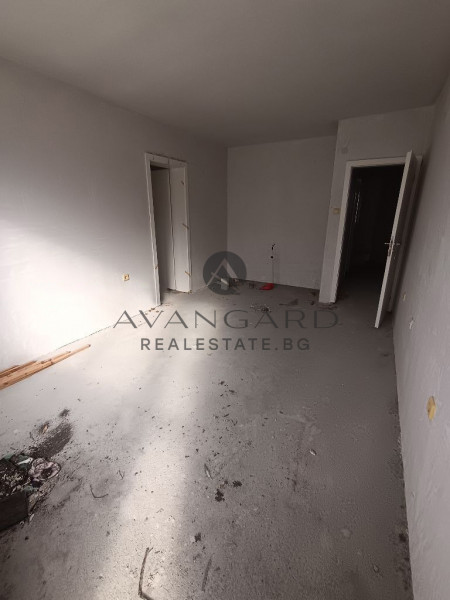 THREE-ROOM APARTMENT WITH GARAGE INCLUDED IN THE PRICE! / Marasha