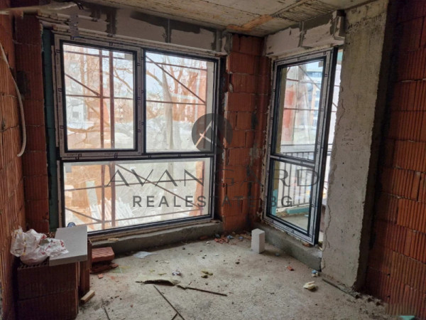 One bedroom with Act 14 in a small boutique building!