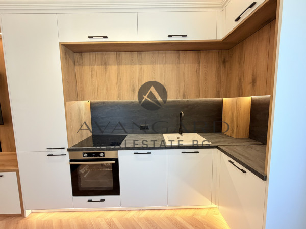FURNISHED THREE-ROOM APARTMENT IN A SMALL BUILDING WITH ACT 16