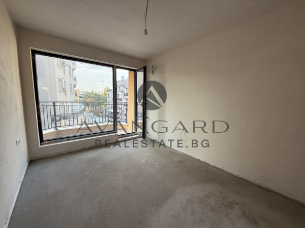 Three -bedroom with act16! St. Petersburg!