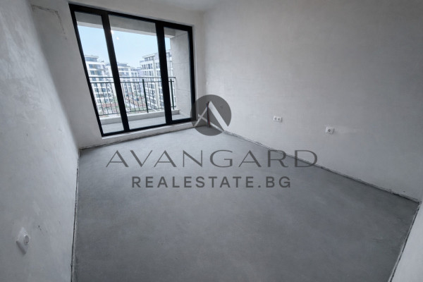 ИЗГОДНО! Тристаен с акт 16 Тракия