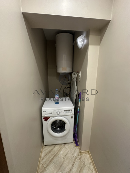 ТРИСТАЕН ОБЗАВЕДЕН С ВЪЗМОЖНОСТ ЗА ЗАКУПУВАНЕ НА ГАРАЖ/ У-ЩЕ Д. ТАЛЕВ