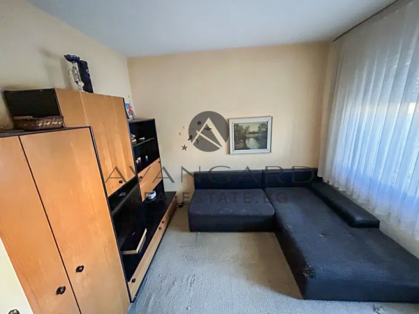 ТРИСТАЕН С РЕАЛНА КВАДРАТУРА !