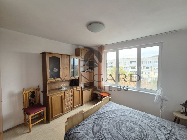 ЧЕТИРИСТАЕН  АПАРТАМЕНТ С РЕАЛНА КВАДРАТУРА / КАМЕЛА