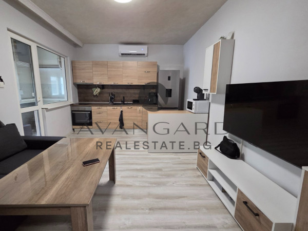 ЕКСКЛУЗИВНО!!! ТРИ ОТДЕЛНИ СТАИ !!! ОБЗАВЕДЕН/ТРАКИЯ !!!