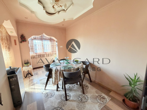 THREE-BEDROOM APARTMENT WITH FOUR SEPARATE ROOMS