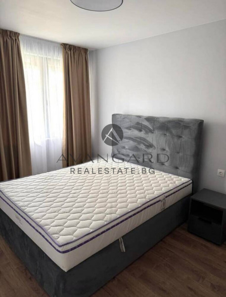 TWO-ROOM APARTMENT FURNISHED WITH YARD AND PARKING SPACE! ROAD BASE!