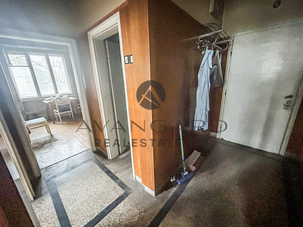 Тристаен С ПАРКОМЯСТО ВОЕННА БОЛНИЦА