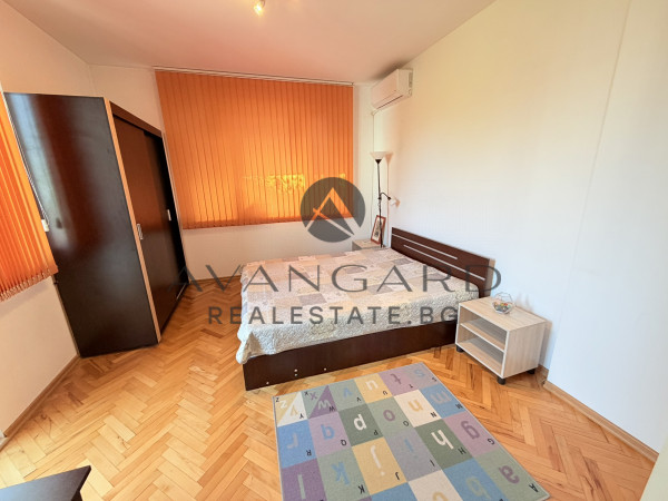 THREE-ROOM APARTMENT WITH PARKING SPACE NEAR PU