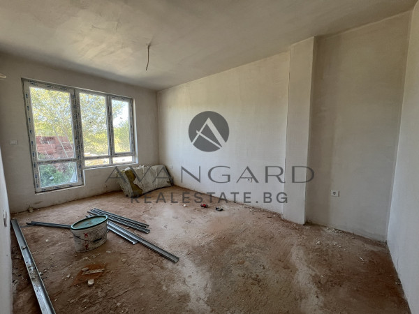 A three -bedroom profitable south with Act 14!