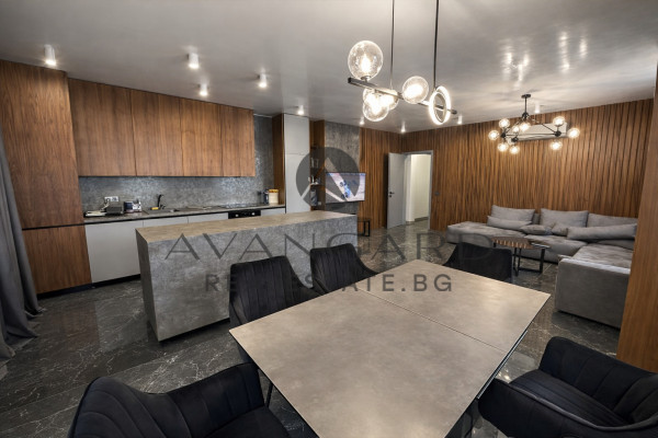 Дизайнерски тристаен до Новотела