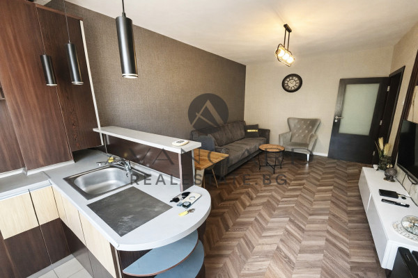 Furnished one -bedroom newcomer