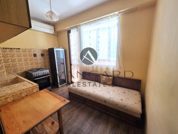 ЕКСКУЗИВНО!!! ТРИ ОТДЕЛНИ СТАИ !!! ОБЗАВЕДЕН/СМИРНЕНСКИ/ДО ПЪЛМЕД !!!