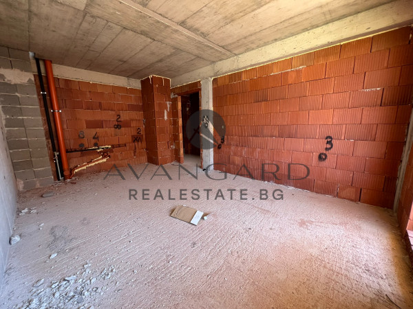 One -bedroom apartment with act 14