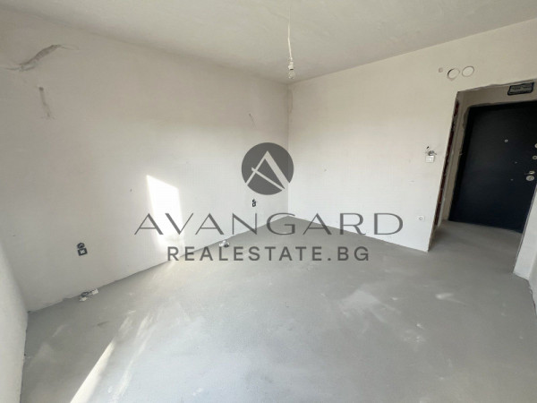 ACT 16! Three-room apartment / Ostromila