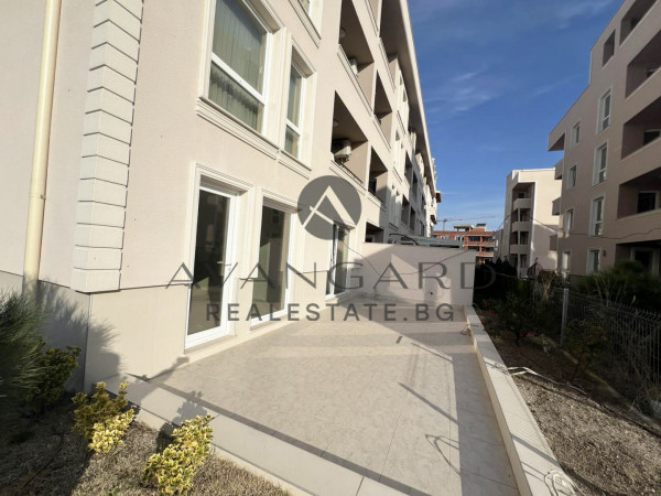 ACT 16! Three-room apartment / Ostromila