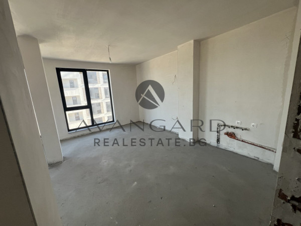 Тристаен апартамент / Кършияка