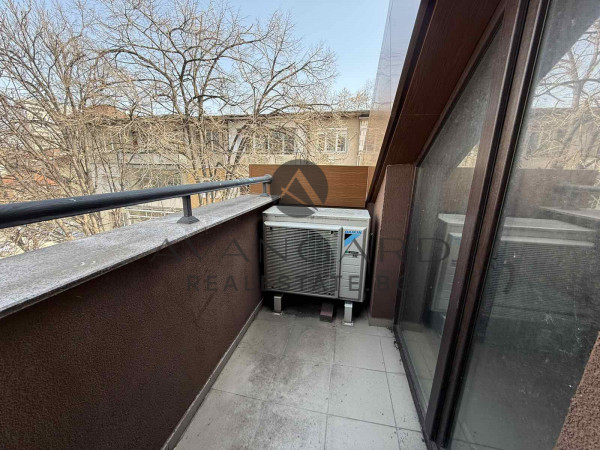 ЧЕТИРИСТАЕН ОБЗАВЕДЕН АПАРТАМЕНТ! КЪРШИЯКА!