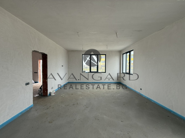 Separate two -storey house / Belomorski