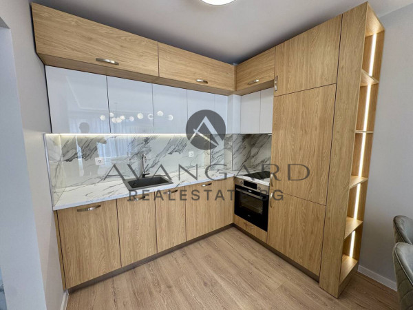 ТОП ЛОКАЦИЯ! Обзаведен двустаен до НЕПТУН