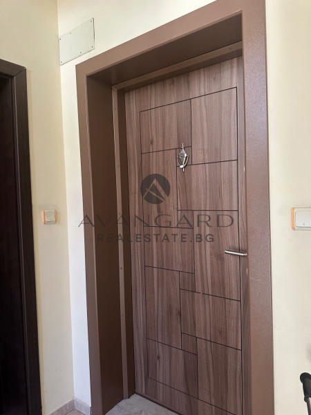 One-bedroom apartment next to Kamenitsa Park