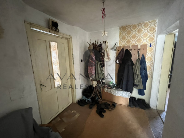 ДВУЕТАЖНА КЪЩА с.КРУМОВО