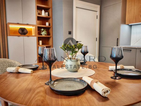 ЗАТВОРЕН КОМПЛЕКС !!! ЛУКСОЗЕН ДВУСТАЕН В ОСТРОМИЛА !!!