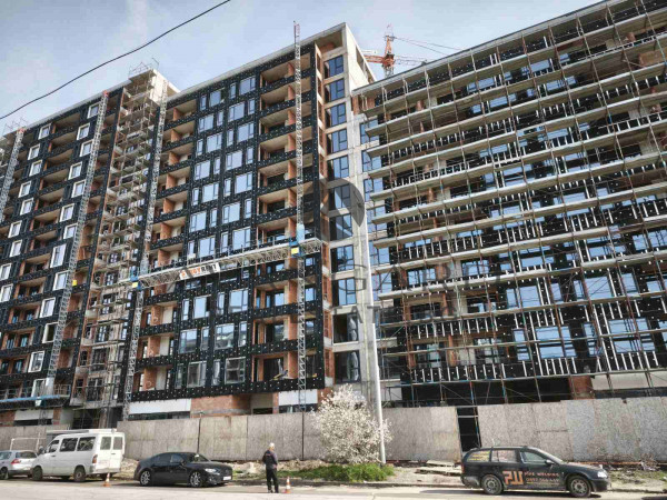 ДВУСТАЕН С АКТ 14 В ТРАКИЯ