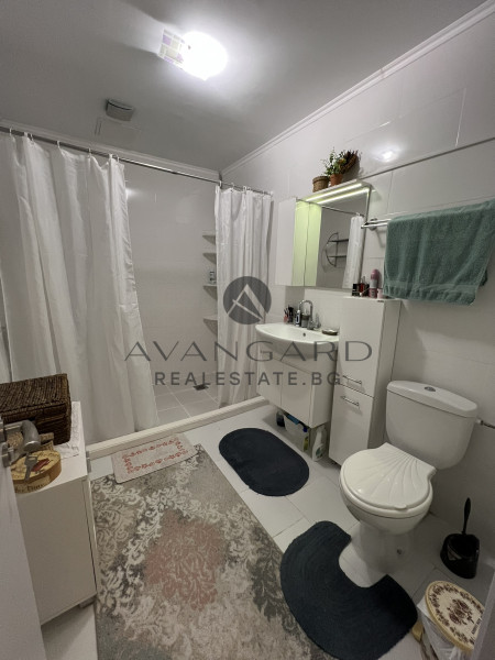 FULLY FURNISHED HOUSE WITH GARAGE IN MOMINO VILLAGE